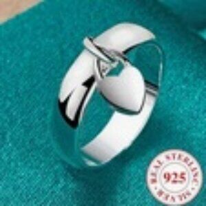 NWT Cute Dangling Dangly Heart Ring 925 Silver Pewter-Color Size 7